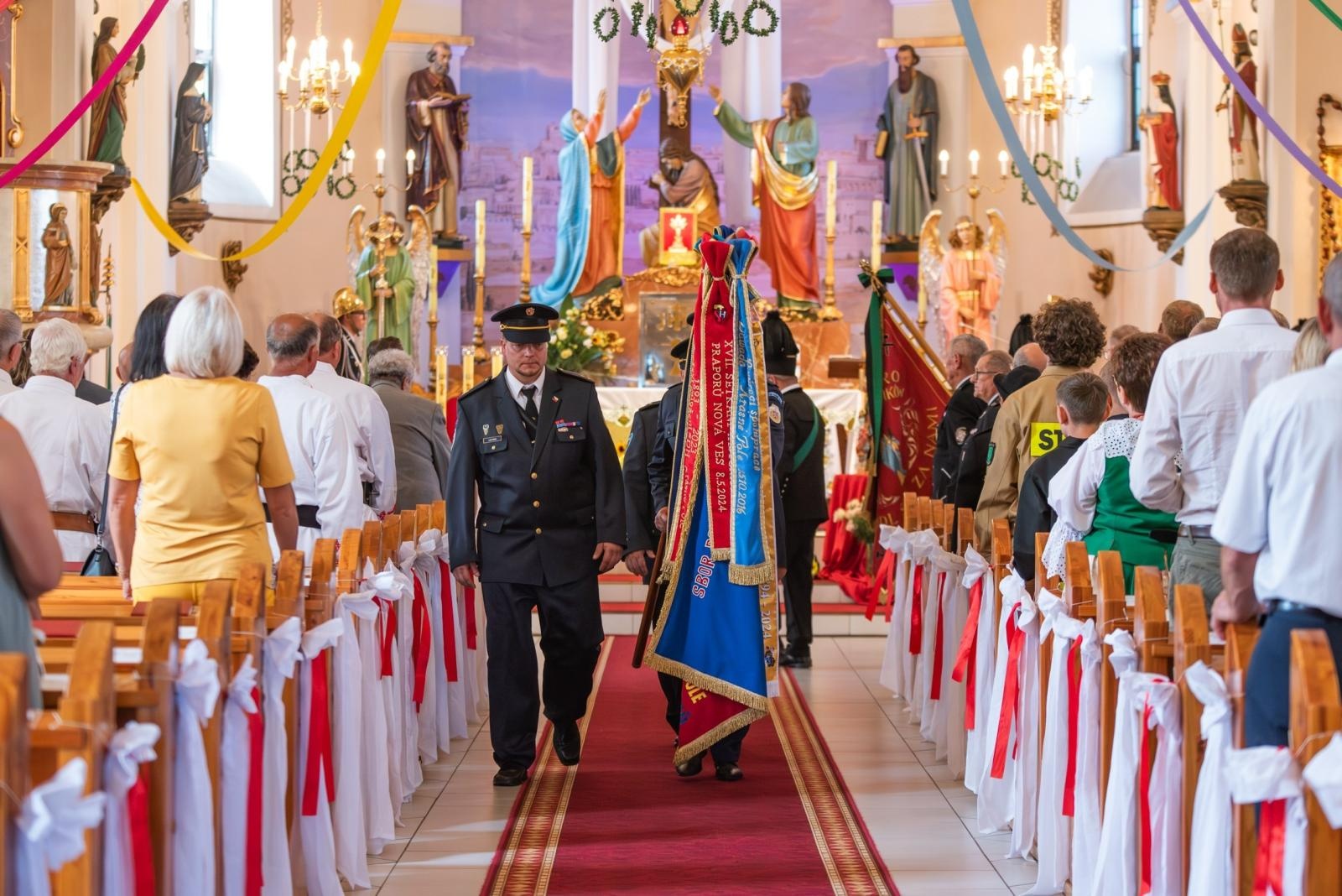 Zdjęcie w galerii na portalu naszwodzislaw.com: Jubileusz 90-lecia OSP Zawada. Strażacka tradycja i wspólne świętowanie [FOTO] wiadomości z regionu