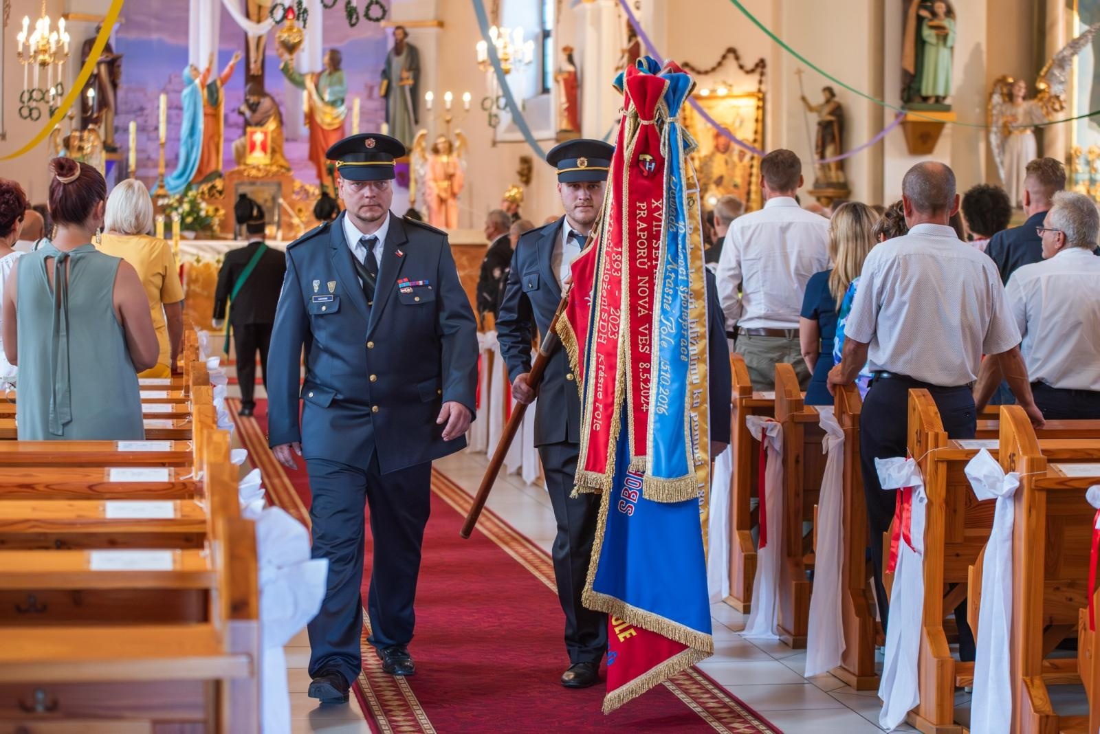 Zdjęcie w galerii na portalu naszwodzislaw.com: Jubileusz 90-lecia OSP Zawada. Strażacka tradycja i wspólne świętowanie [FOTO] wiadomości z regionu