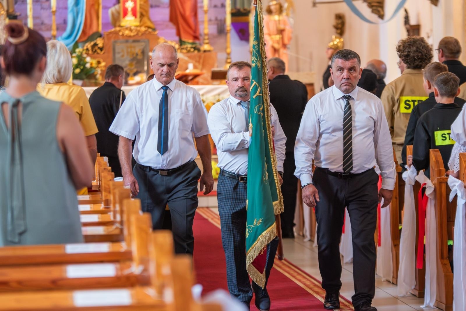 Zdjęcie w galerii na portalu naszwodzislaw.com: Jubileusz 90-lecia OSP Zawada. Strażacka tradycja i wspólne świętowanie [FOTO] wiadomości z regionu