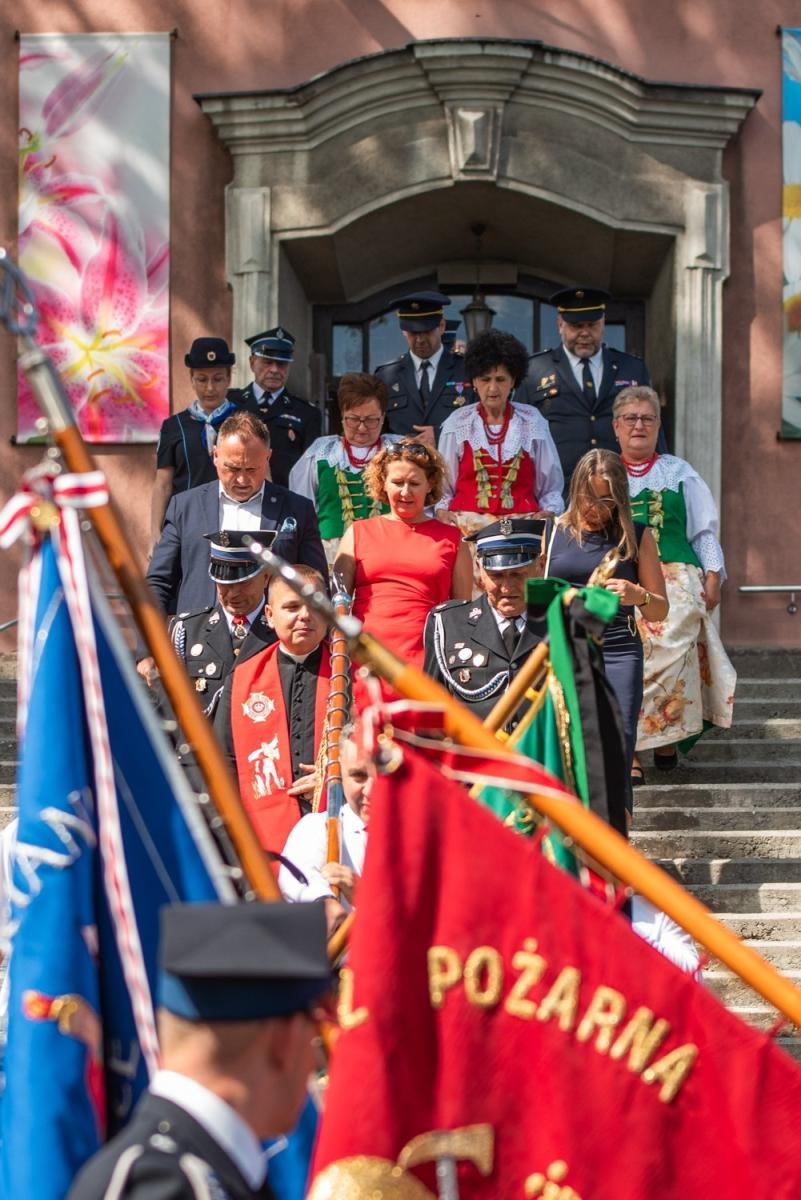 Zdjęcie w galerii na portalu naszwodzislaw.com: Jubileusz 90-lecia OSP Zawada. Strażacka tradycja i wspólne świętowanie [FOTO] wiadomości z regionu
