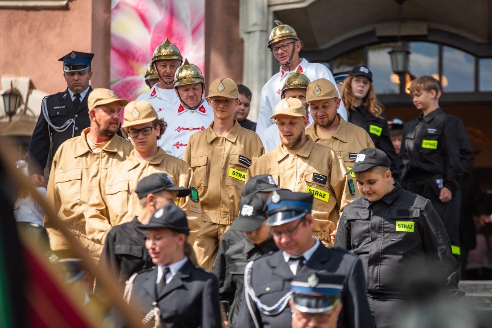 Zdjęcie w galerii na portalu naszwodzislaw.com: Jubileusz 90-lecia OSP Zawada. Strażacka tradycja i wspólne świętowanie [FOTO] wiadomości z regionu