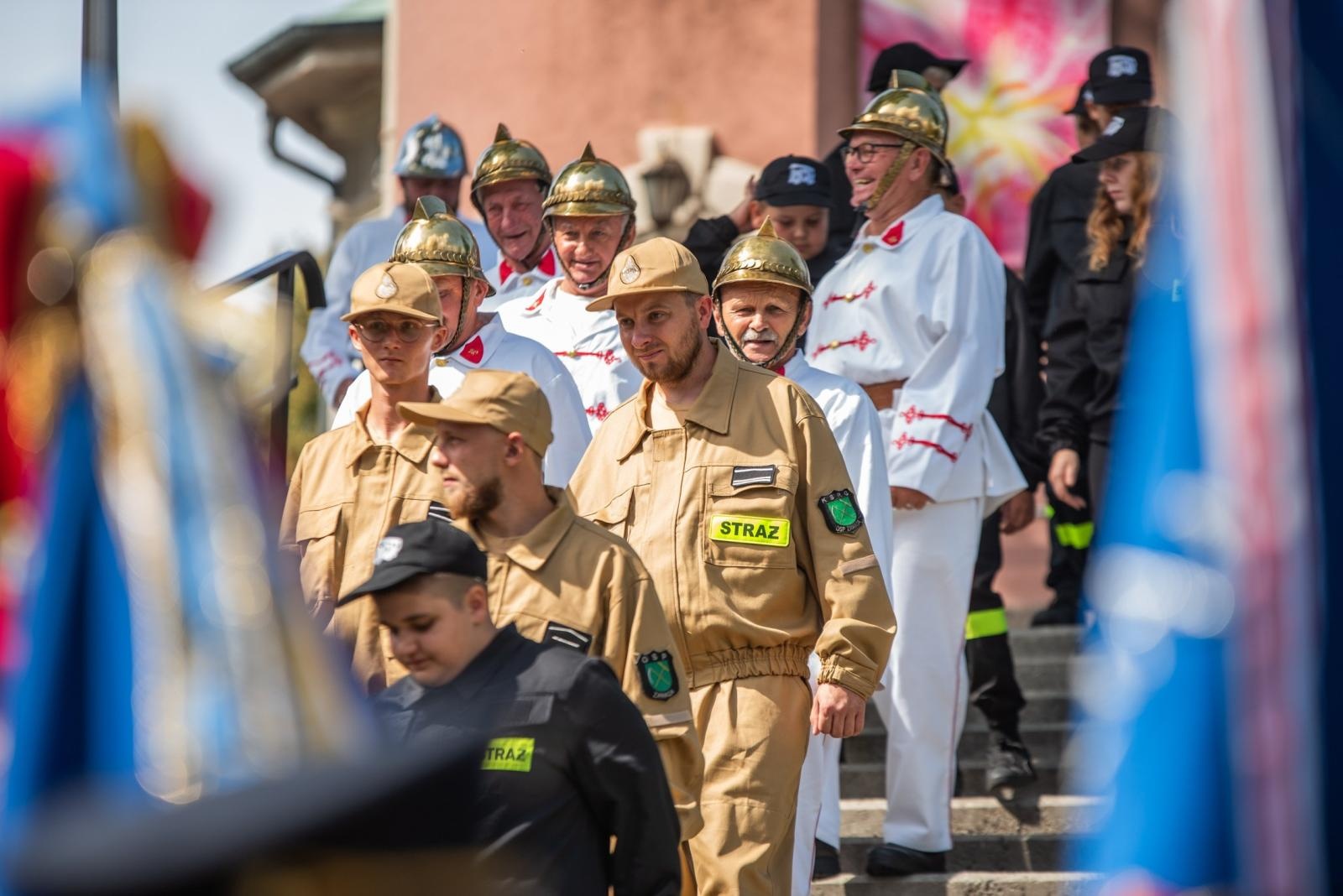 Zdjęcie w galerii na portalu naszwodzislaw.com: Jubileusz 90-lecia OSP Zawada. Strażacka tradycja i wspólne świętowanie [FOTO] wiadomości z regionu