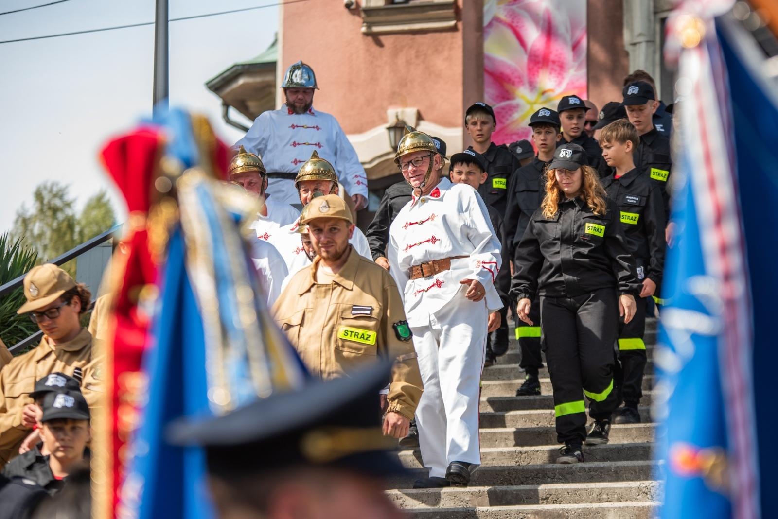 Zdjęcie w galerii na portalu naszwodzislaw.com: Jubileusz 90-lecia OSP Zawada. Strażacka tradycja i wspólne świętowanie [FOTO] wiadomości z regionu
