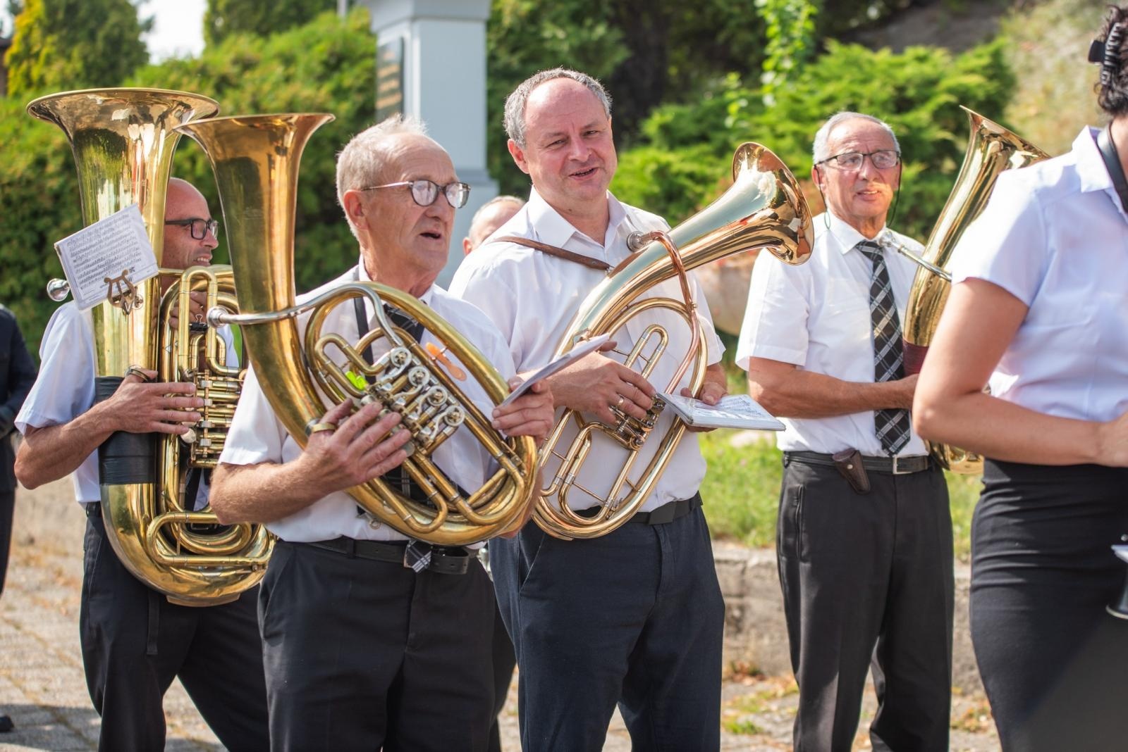 Zdjęcie w galerii na portalu naszwodzislaw.com: Jubileusz 90-lecia OSP Zawada. Strażacka tradycja i wspólne świętowanie [FOTO] wiadomości z regionu