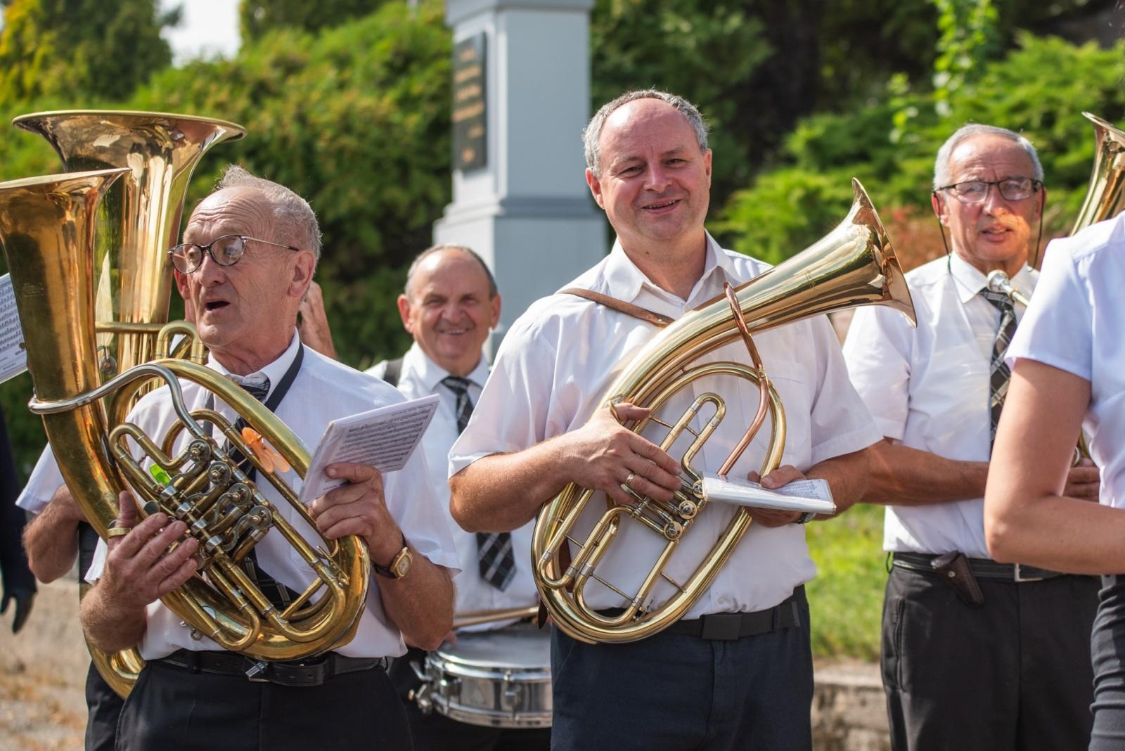 Zdjęcie w galerii na portalu naszwodzislaw.com: Jubileusz 90-lecia OSP Zawada. Strażacka tradycja i wspólne świętowanie [FOTO] wiadomości z regionu