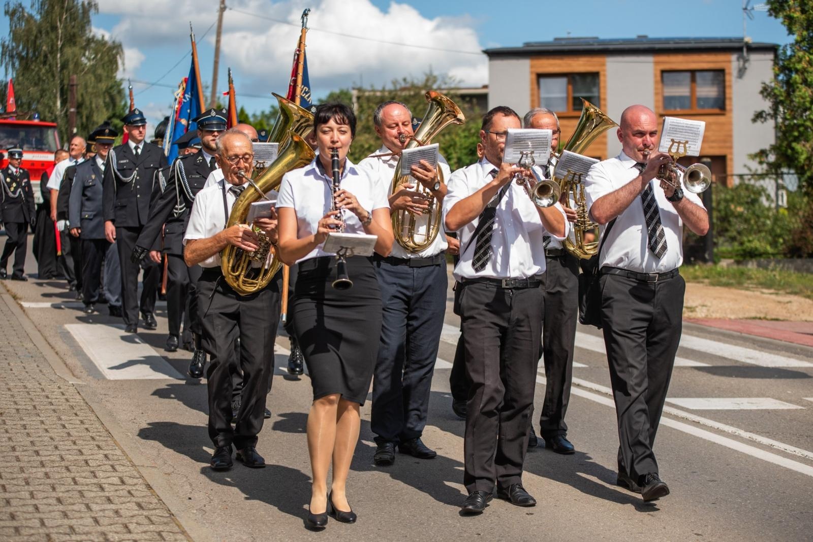 Zdjęcie w galerii na portalu naszwodzislaw.com: Jubileusz 90-lecia OSP Zawada. Strażacka tradycja i wspólne świętowanie [FOTO] wiadomości z regionu
