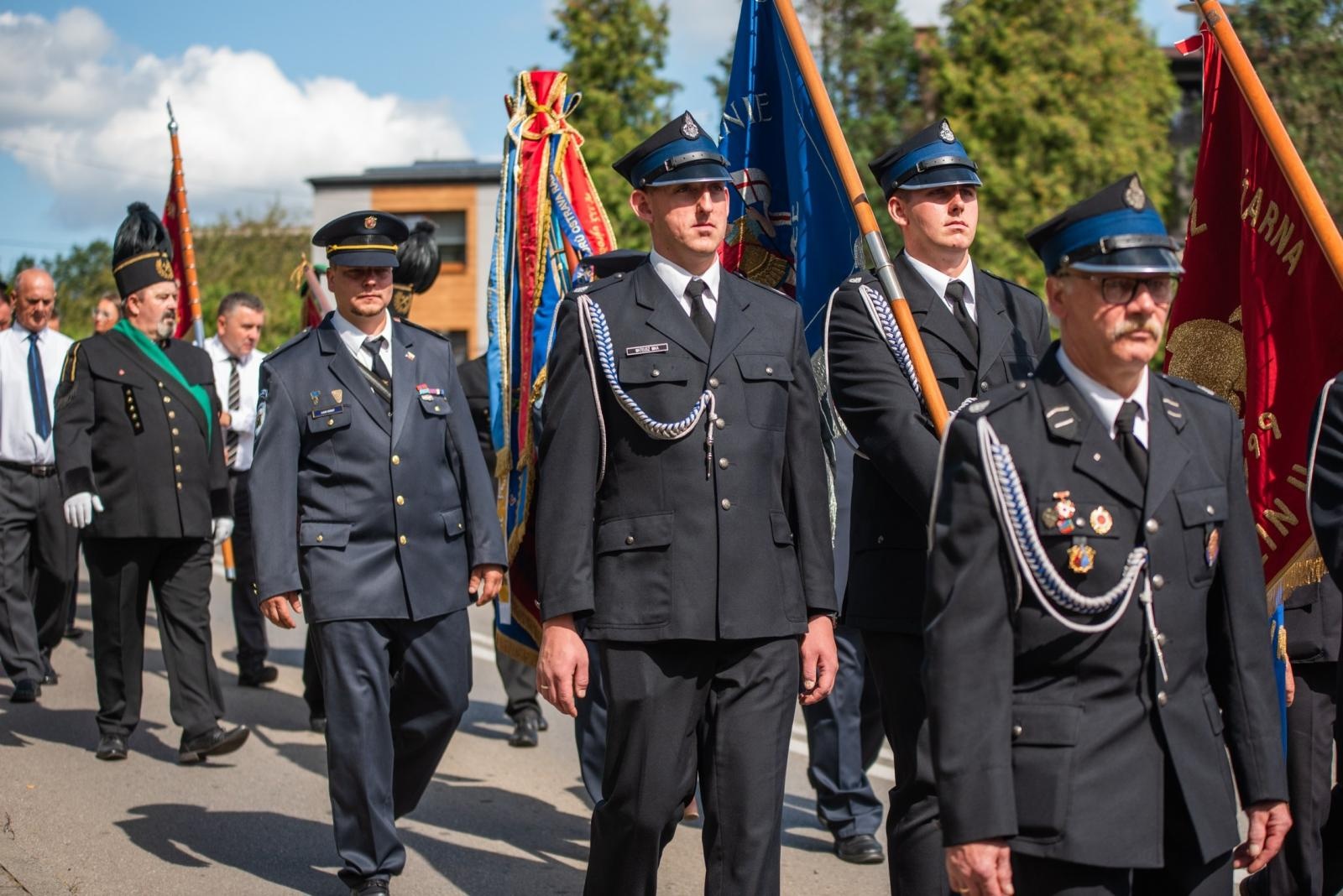 Zdjęcie w galerii na portalu naszwodzislaw.com: Jubileusz 90-lecia OSP Zawada. Strażacka tradycja i wspólne świętowanie [FOTO] wiadomości z regionu