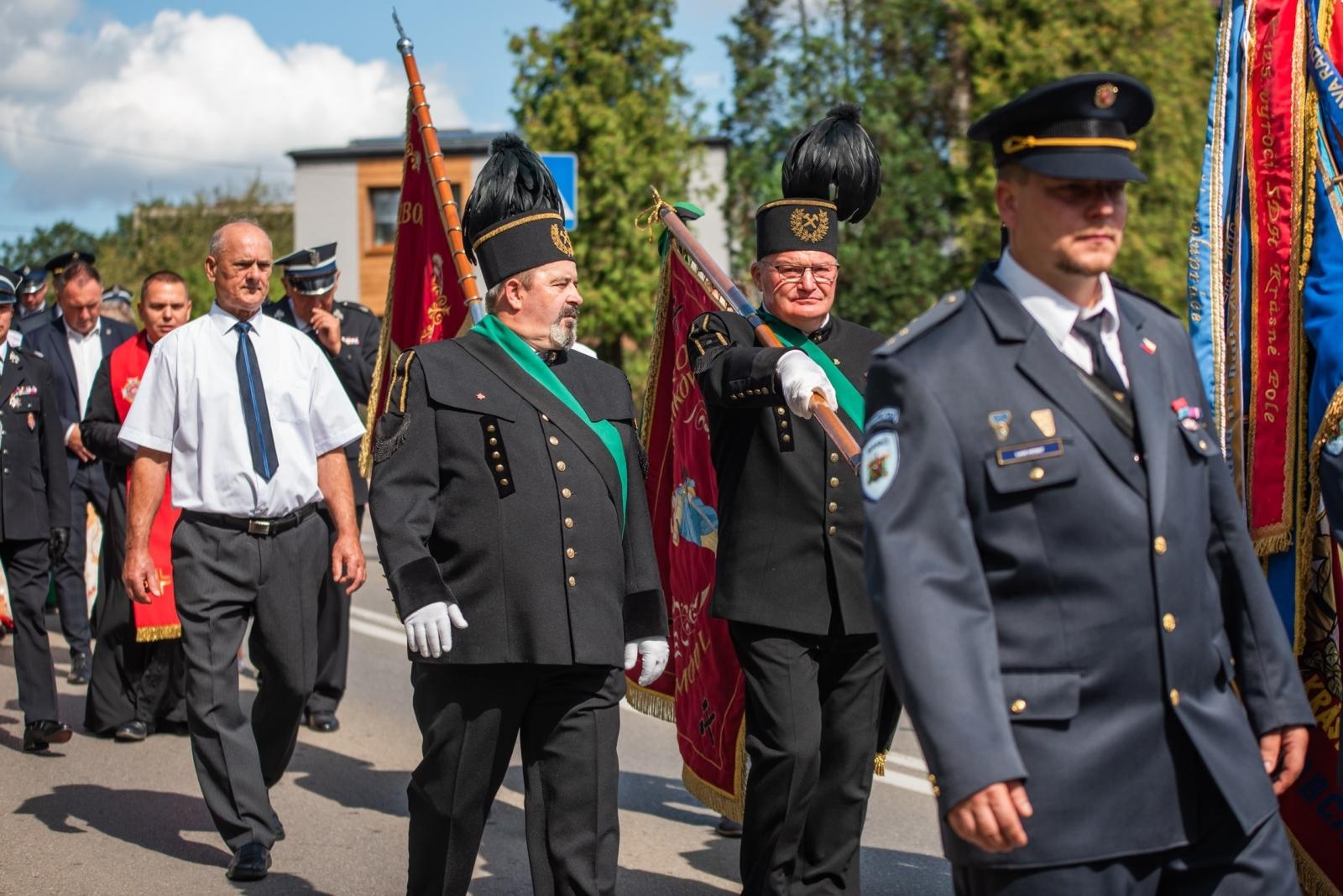 Zdjęcie w galerii na portalu naszwodzislaw.com: Jubileusz 90-lecia OSP Zawada. Strażacka tradycja i wspólne świętowanie [FOTO] wiadomości z regionu