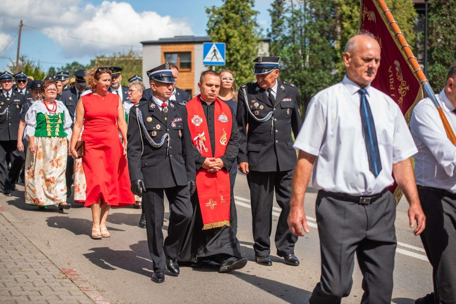 Zdjęcie w galerii na portalu naszwodzislaw.com: Jubileusz 90-lecia OSP Zawada. Strażacka tradycja i wspólne świętowanie [FOTO] wiadomości z regionu
