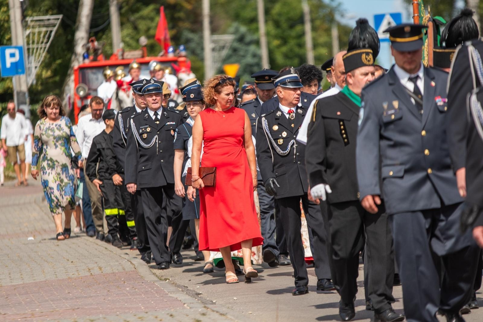 Zdjęcie w galerii na portalu naszwodzislaw.com: Jubileusz 90-lecia OSP Zawada. Strażacka tradycja i wspólne świętowanie [FOTO] wiadomości z regionu