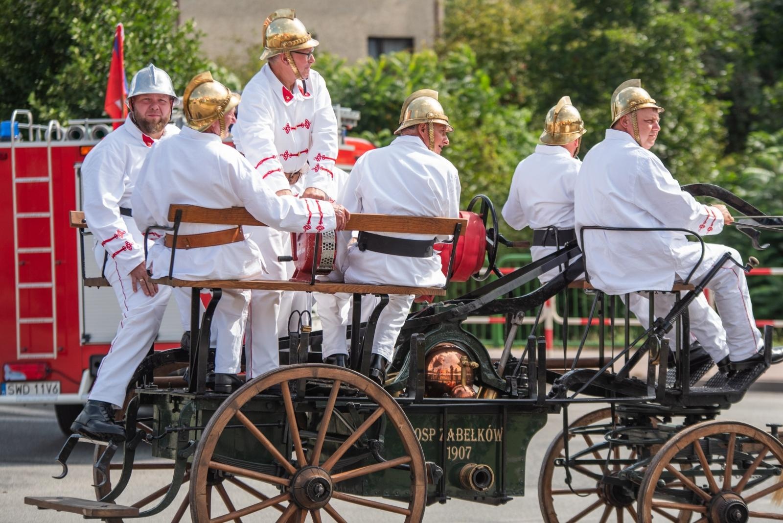 Zdjęcie w galerii na portalu naszwodzislaw.com: Jubileusz 90-lecia OSP Zawada. Strażacka tradycja i wspólne świętowanie [FOTO] wiadomości z regionu