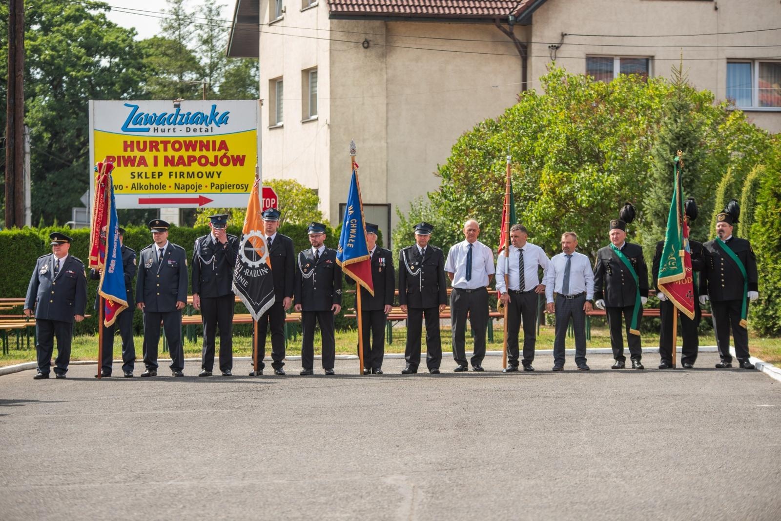 Zdjęcie w galerii na portalu naszwodzislaw.com: Jubileusz 90-lecia OSP Zawada. Strażacka tradycja i wspólne świętowanie [FOTO] wiadomości z regionu