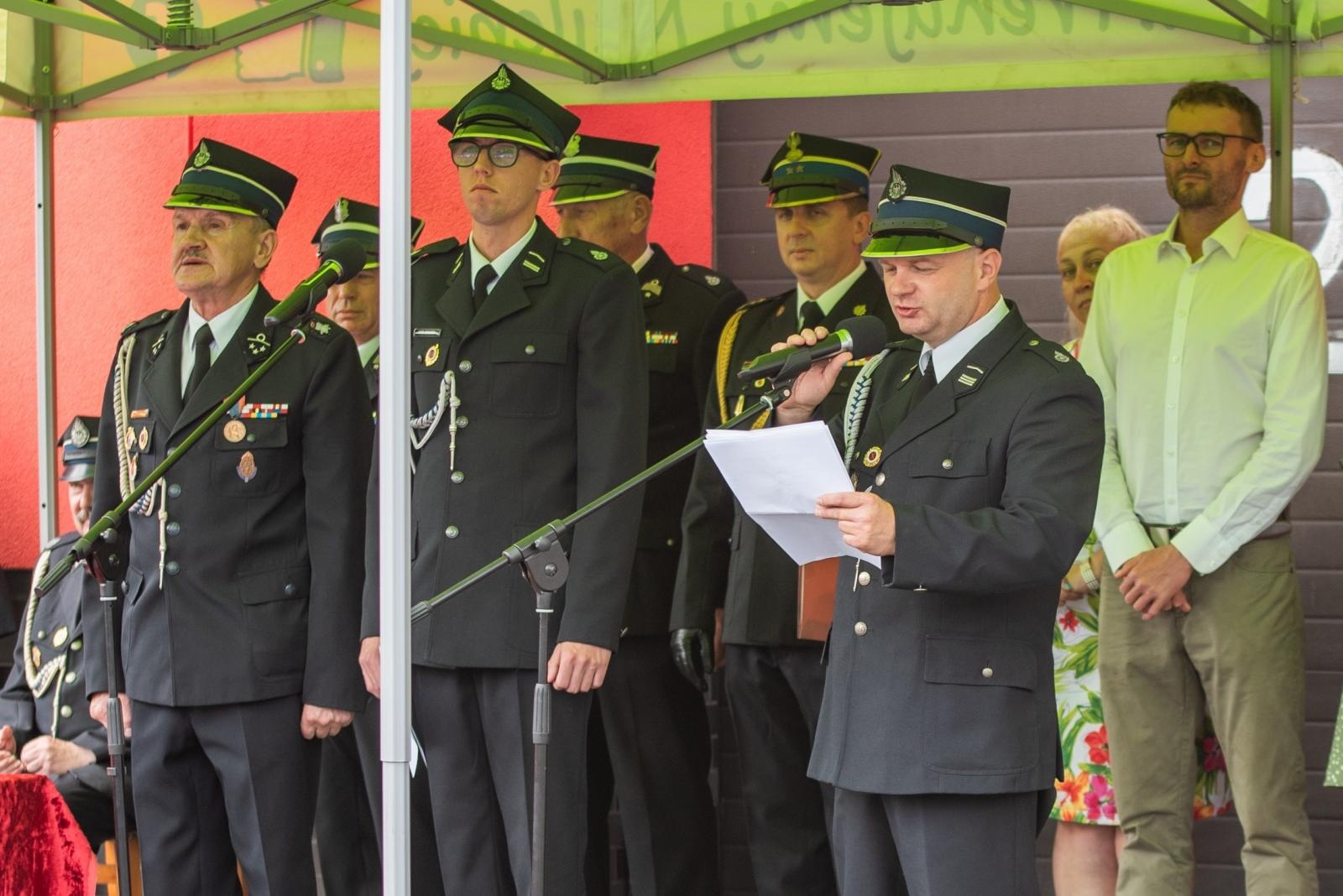 Zdjęcie w galerii na portalu naszwodzislaw.com: Jubileusz 90-lecia OSP Zawada. Strażacka tradycja i wspólne świętowanie [FOTO] wiadomości z regionu