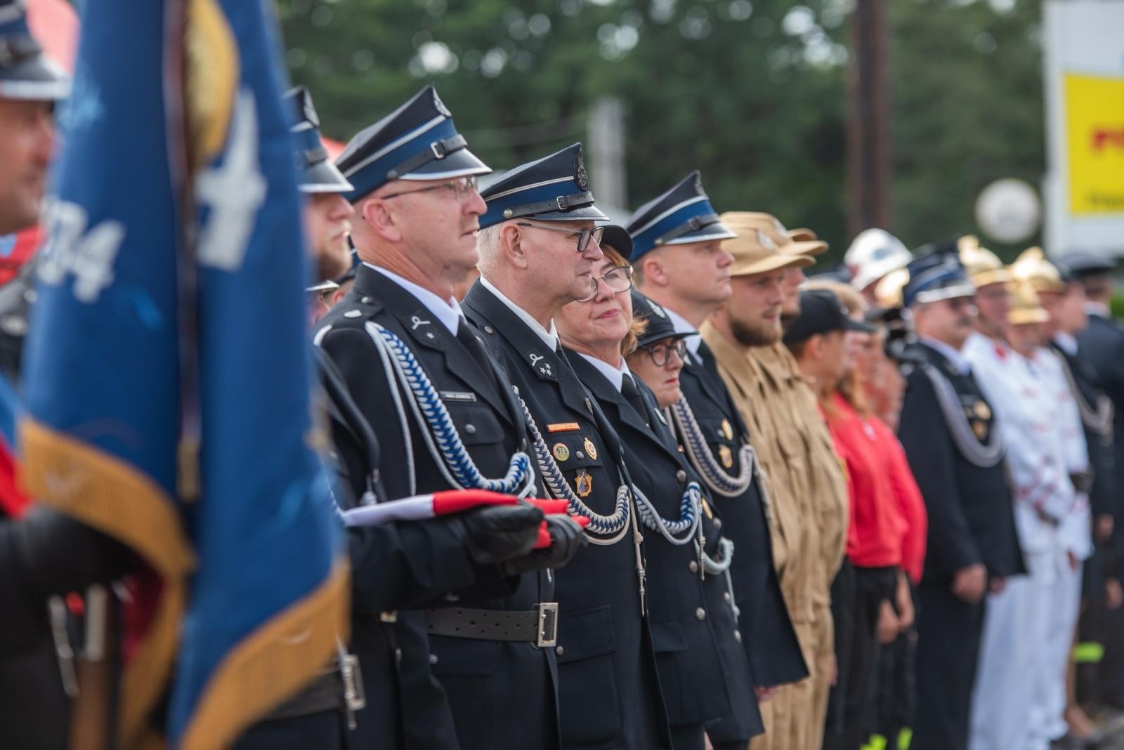 Zdjęcie w galerii na portalu naszwodzislaw.com: Jubileusz 90-lecia OSP Zawada. Strażacka tradycja i wspólne świętowanie [FOTO] wiadomości z regionu