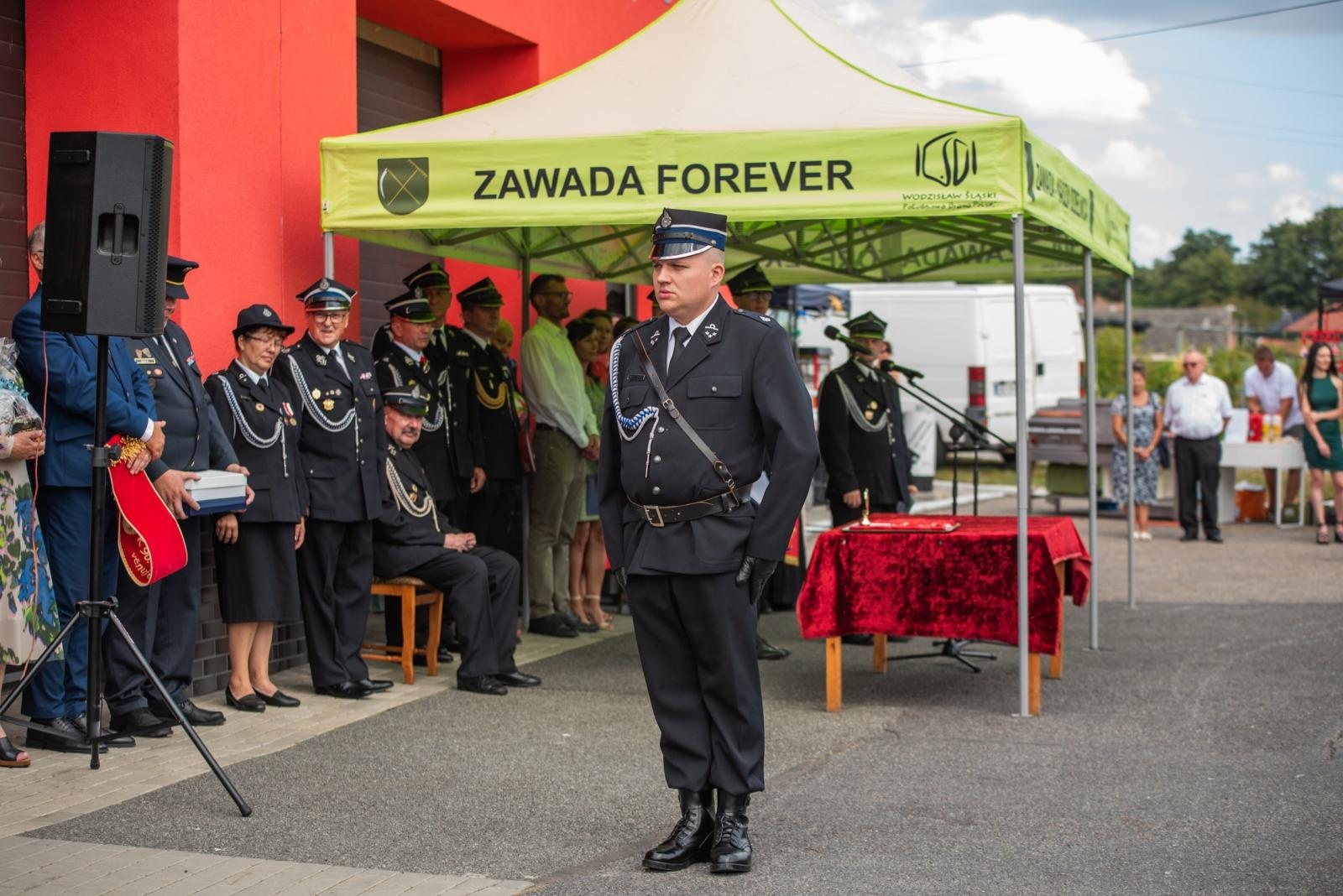 Zdjęcie w galerii na portalu naszwodzislaw.com: Jubileusz 90-lecia OSP Zawada. Strażacka tradycja i wspólne świętowanie [FOTO] wiadomości z regionu