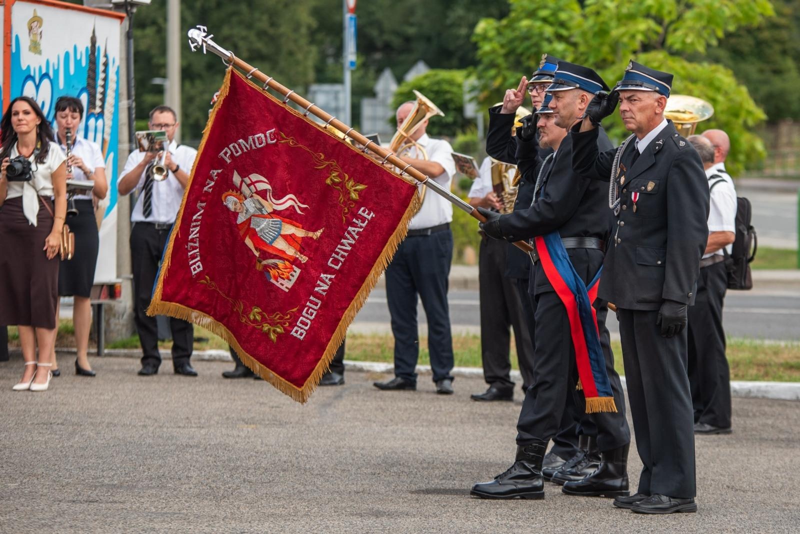 Zdjęcie w galerii na portalu naszwodzislaw.com: Jubileusz 90-lecia OSP Zawada. Strażacka tradycja i wspólne świętowanie [FOTO] wiadomości z regionu