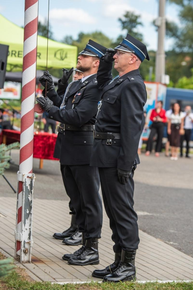 Zdjęcie w galerii na portalu naszwodzislaw.com: Jubileusz 90-lecia OSP Zawada. Strażacka tradycja i wspólne świętowanie [FOTO] wiadomości z regionu