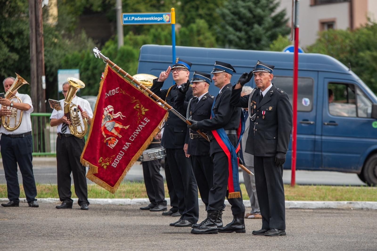 Zdjęcie w galerii na portalu naszwodzislaw.com: Jubileusz 90-lecia OSP Zawada. Strażacka tradycja i wspólne świętowanie [FOTO] wiadomości z regionu