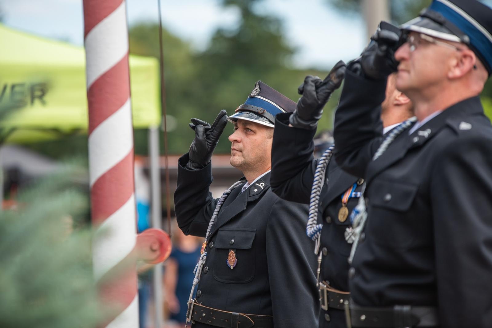 Zdjęcie w galerii na portalu naszwodzislaw.com: Jubileusz 90-lecia OSP Zawada. Strażacka tradycja i wspólne świętowanie [FOTO] wiadomości z regionu