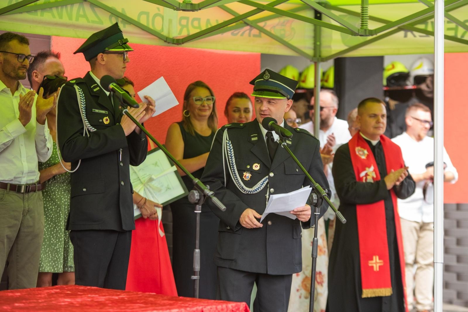 Zdjęcie w galerii na portalu naszwodzislaw.com: Jubileusz 90-lecia OSP Zawada. Strażacka tradycja i wspólne świętowanie [FOTO] wiadomości z regionu