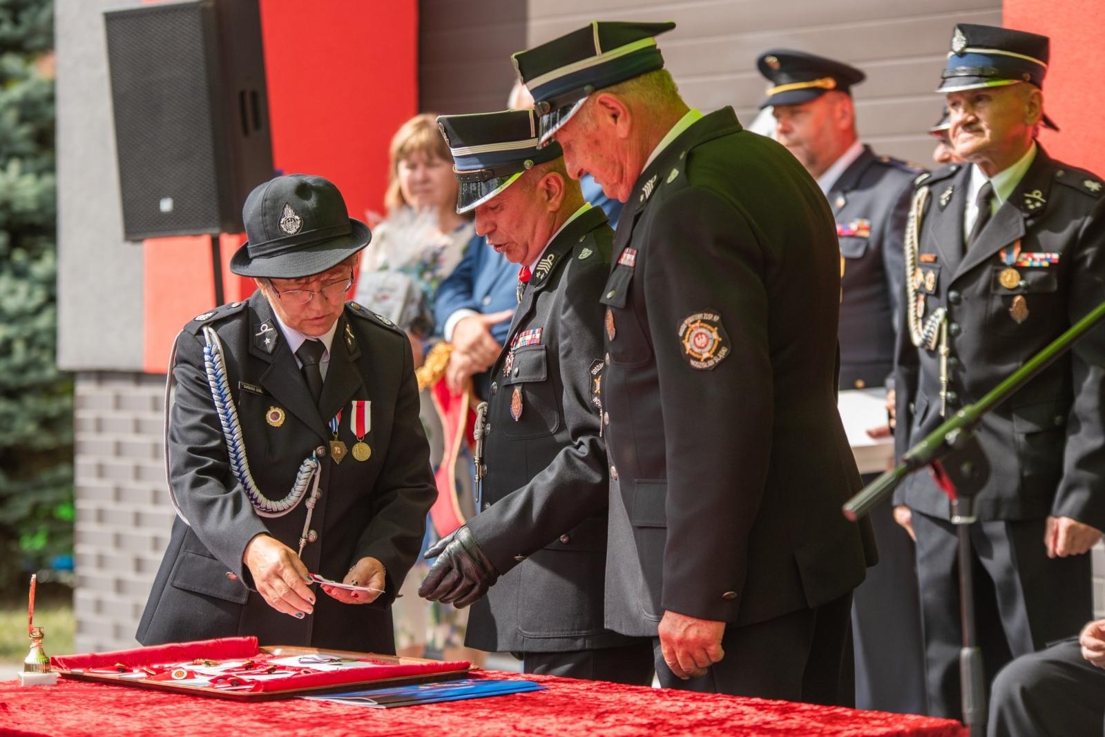 Zdjęcie w galerii na portalu naszwodzislaw.com: Jubileusz 90-lecia OSP Zawada. Strażacka tradycja i wspólne świętowanie [FOTO] wiadomości z regionu
