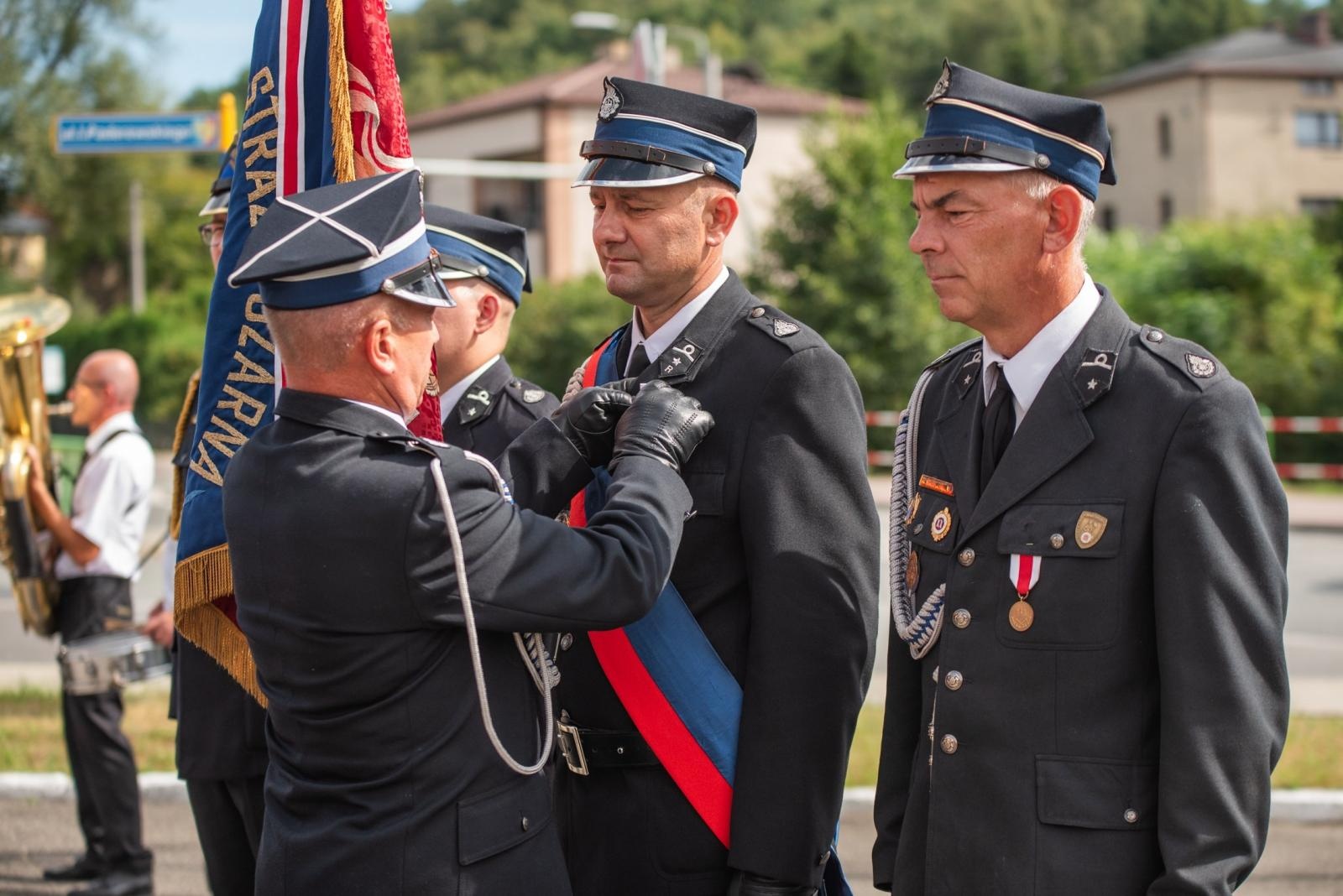 Zdjęcie w galerii na portalu naszwodzislaw.com: Jubileusz 90-lecia OSP Zawada. Strażacka tradycja i wspólne świętowanie [FOTO] wiadomości z regionu