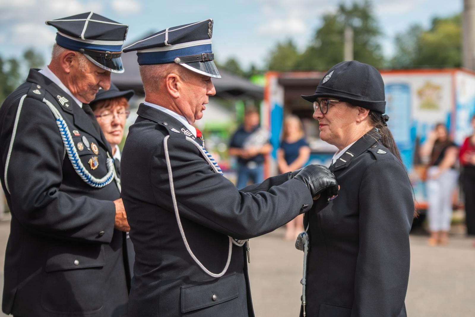 Zdjęcie w galerii na portalu naszwodzislaw.com: Jubileusz 90-lecia OSP Zawada. Strażacka tradycja i wspólne świętowanie [FOTO] wiadomości z regionu