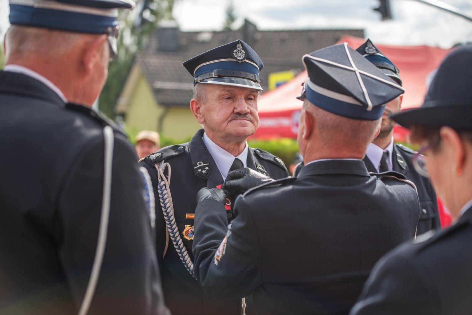 Zdjęcie w galerii na portalu naszwodzislaw.com: Jubileusz 90-lecia OSP Zawada. Strażacka tradycja i wspólne świętowanie [FOTO] wiadomości z regionu