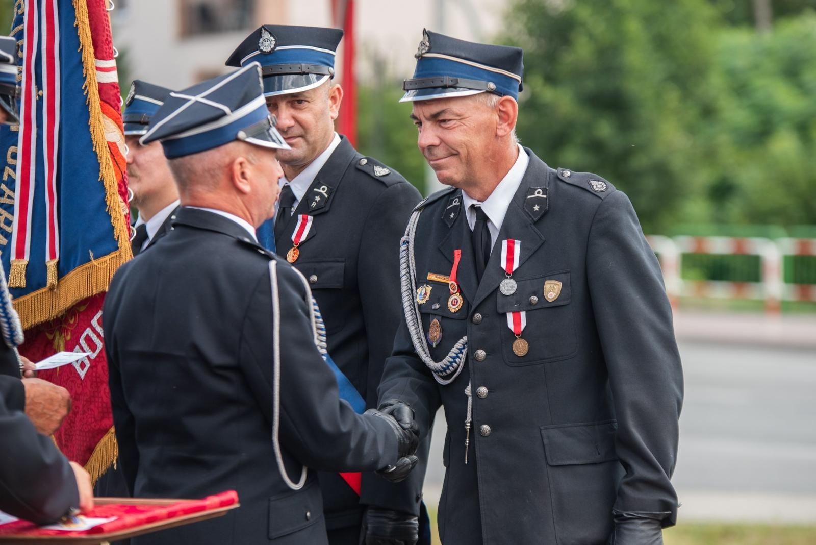 Zdjęcie w galerii na portalu naszwodzislaw.com: Jubileusz 90-lecia OSP Zawada. Strażacka tradycja i wspólne świętowanie [FOTO] wiadomości z regionu