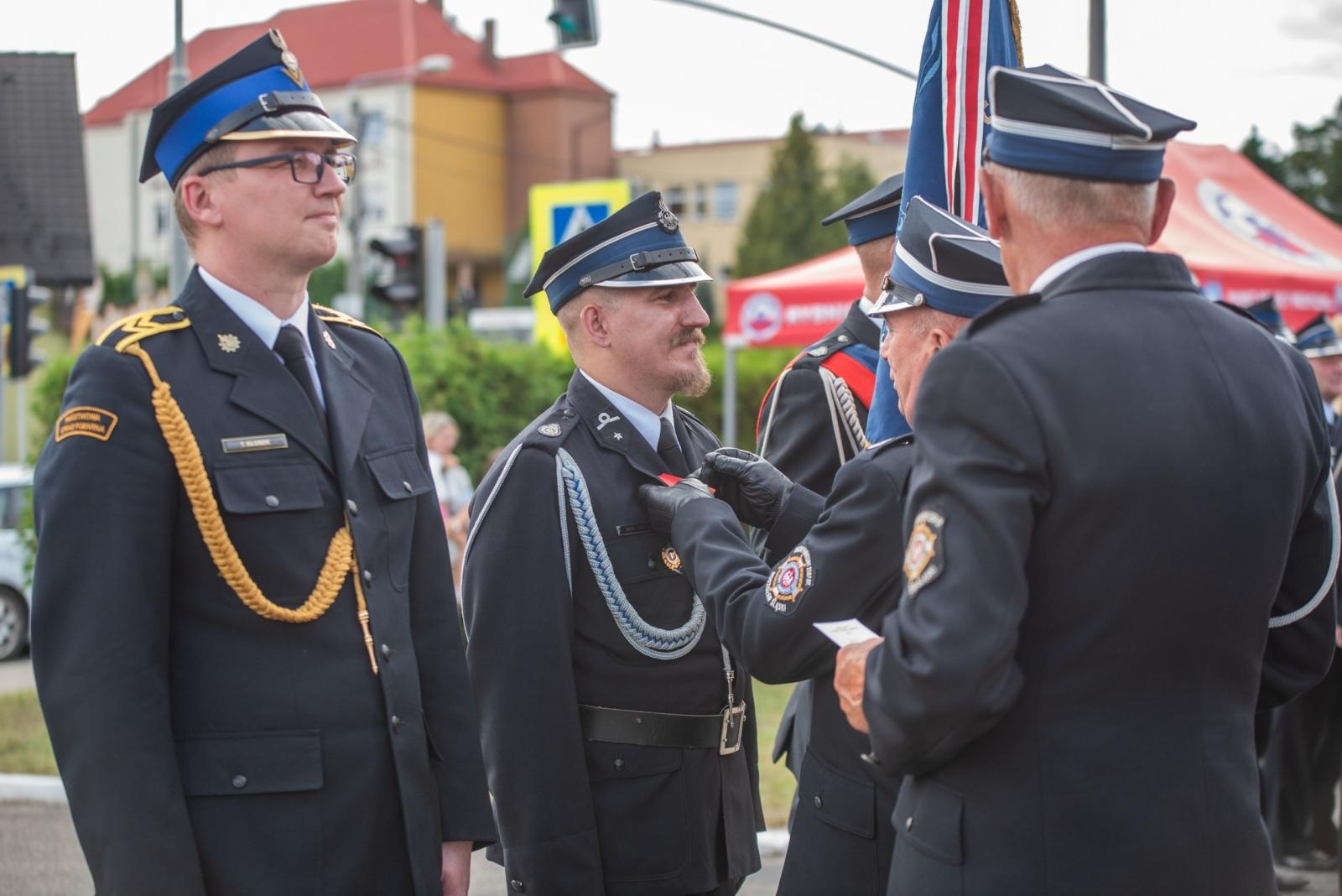 Zdjęcie w galerii na portalu naszwodzislaw.com: Jubileusz 90-lecia OSP Zawada. Strażacka tradycja i wspólne świętowanie [FOTO] wiadomości z regionu