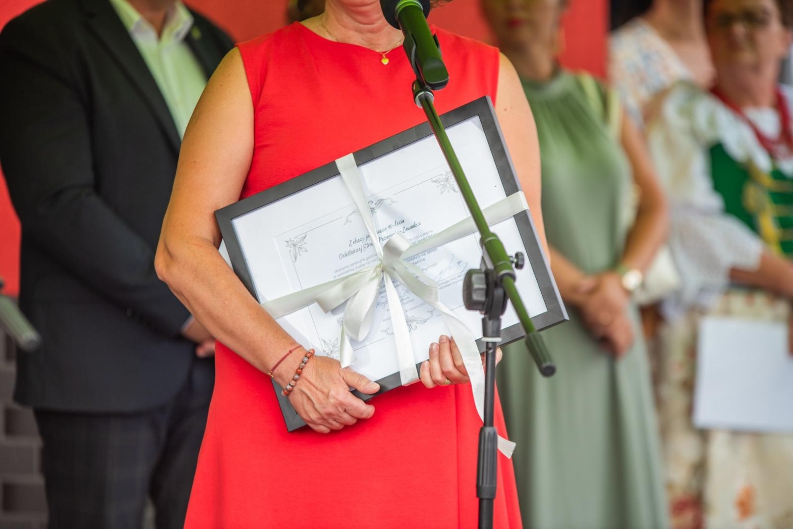 Zdjęcie w galerii na portalu naszwodzislaw.com: Jubileusz 90-lecia OSP Zawada. Strażacka tradycja i wspólne świętowanie [FOTO] wiadomości z regionu