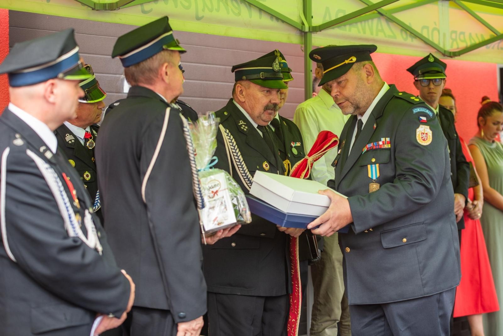 Zdjęcie w galerii na portalu naszwodzislaw.com: Jubileusz 90-lecia OSP Zawada. Strażacka tradycja i wspólne świętowanie [FOTO] wiadomości z regionu