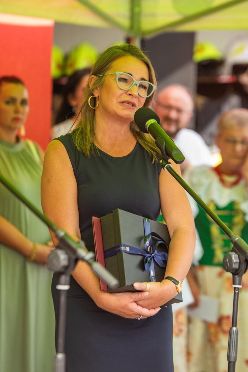 Zdjęcie w galerii na portalu naszwodzislaw.com: Jubileusz 90-lecia OSP Zawada. Strażacka tradycja i wspólne świętowanie [FOTO] wiadomości z regionu