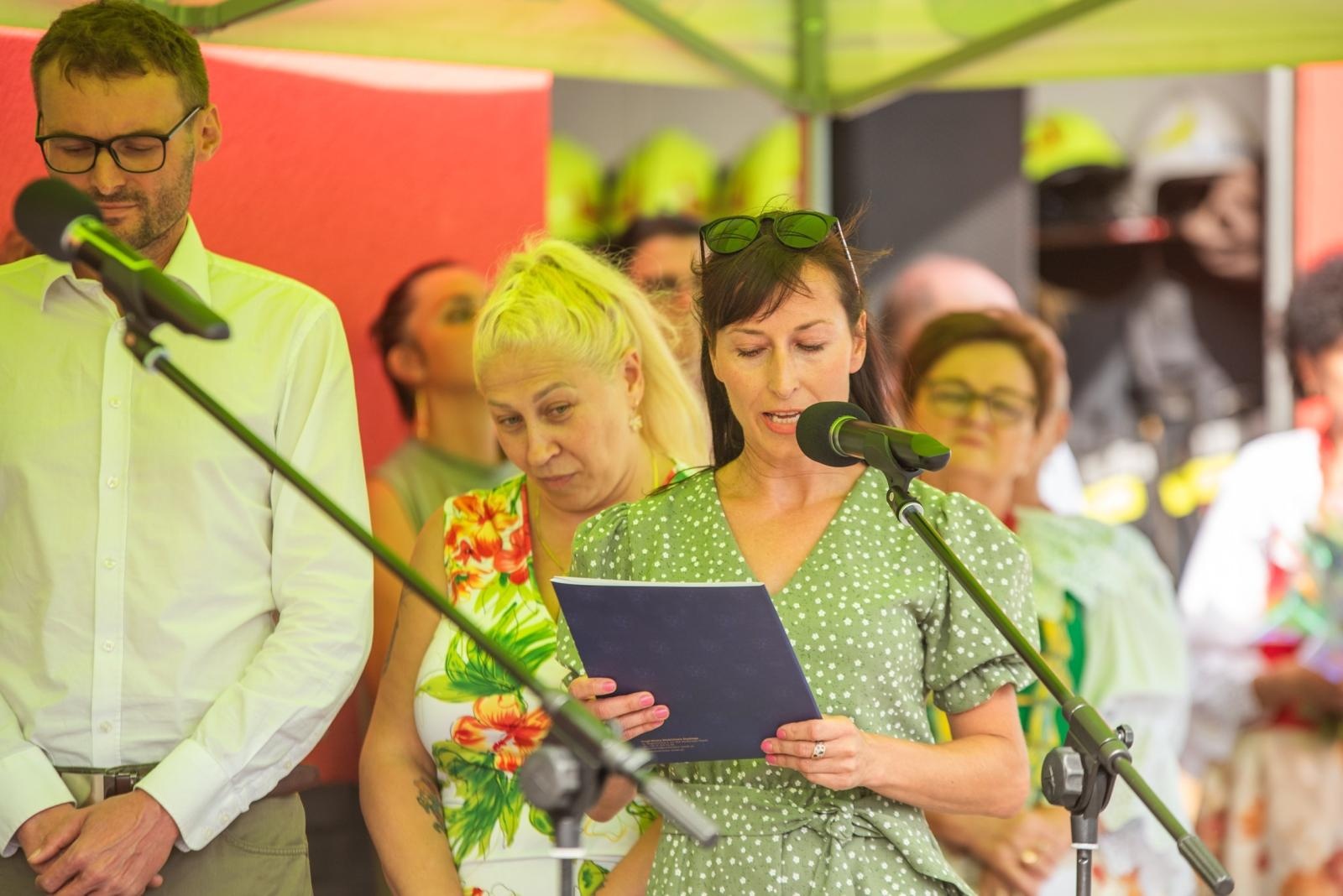 Zdjęcie w galerii na portalu naszwodzislaw.com: Jubileusz 90-lecia OSP Zawada. Strażacka tradycja i wspólne świętowanie [FOTO] wiadomości z regionu