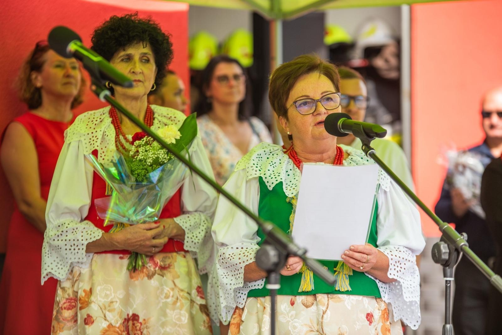 Zdjęcie w galerii na portalu naszwodzislaw.com: Jubileusz 90-lecia OSP Zawada. Strażacka tradycja i wspólne świętowanie [FOTO] wiadomości z regionu