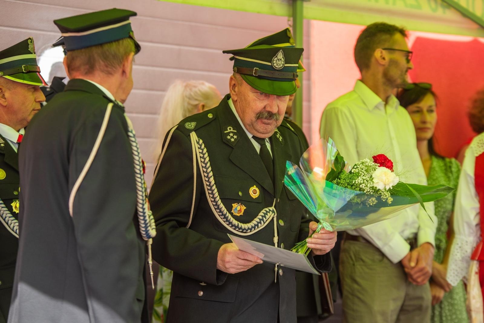 Zdjęcie w galerii na portalu naszwodzislaw.com: Jubileusz 90-lecia OSP Zawada. Strażacka tradycja i wspólne świętowanie [FOTO] wiadomości z regionu