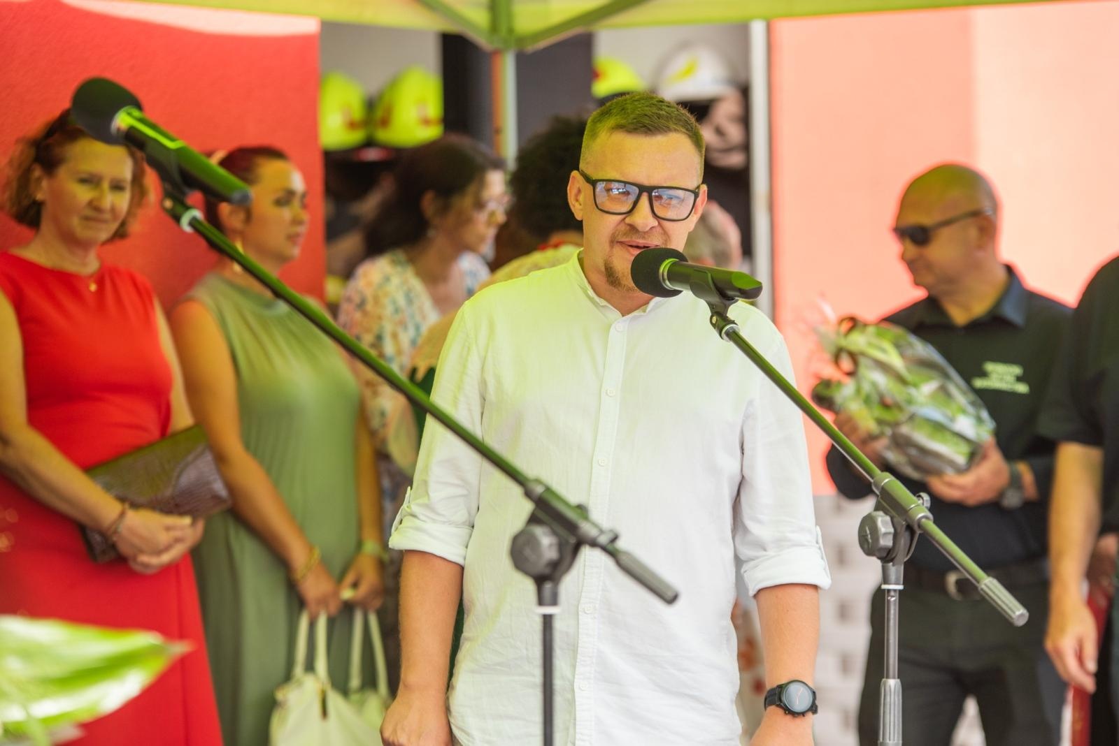 Zdjęcie w galerii na portalu naszwodzislaw.com: Jubileusz 90-lecia OSP Zawada. Strażacka tradycja i wspólne świętowanie [FOTO] wiadomości z regionu