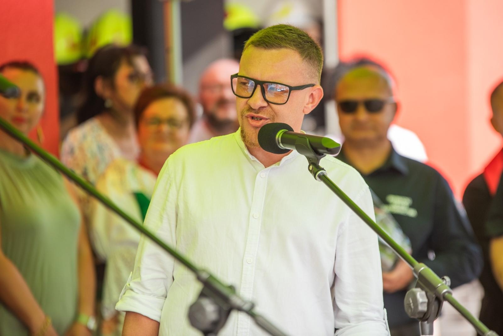 Zdjęcie w galerii na portalu naszwodzislaw.com: Jubileusz 90-lecia OSP Zawada. Strażacka tradycja i wspólne świętowanie [FOTO] wiadomości z regionu