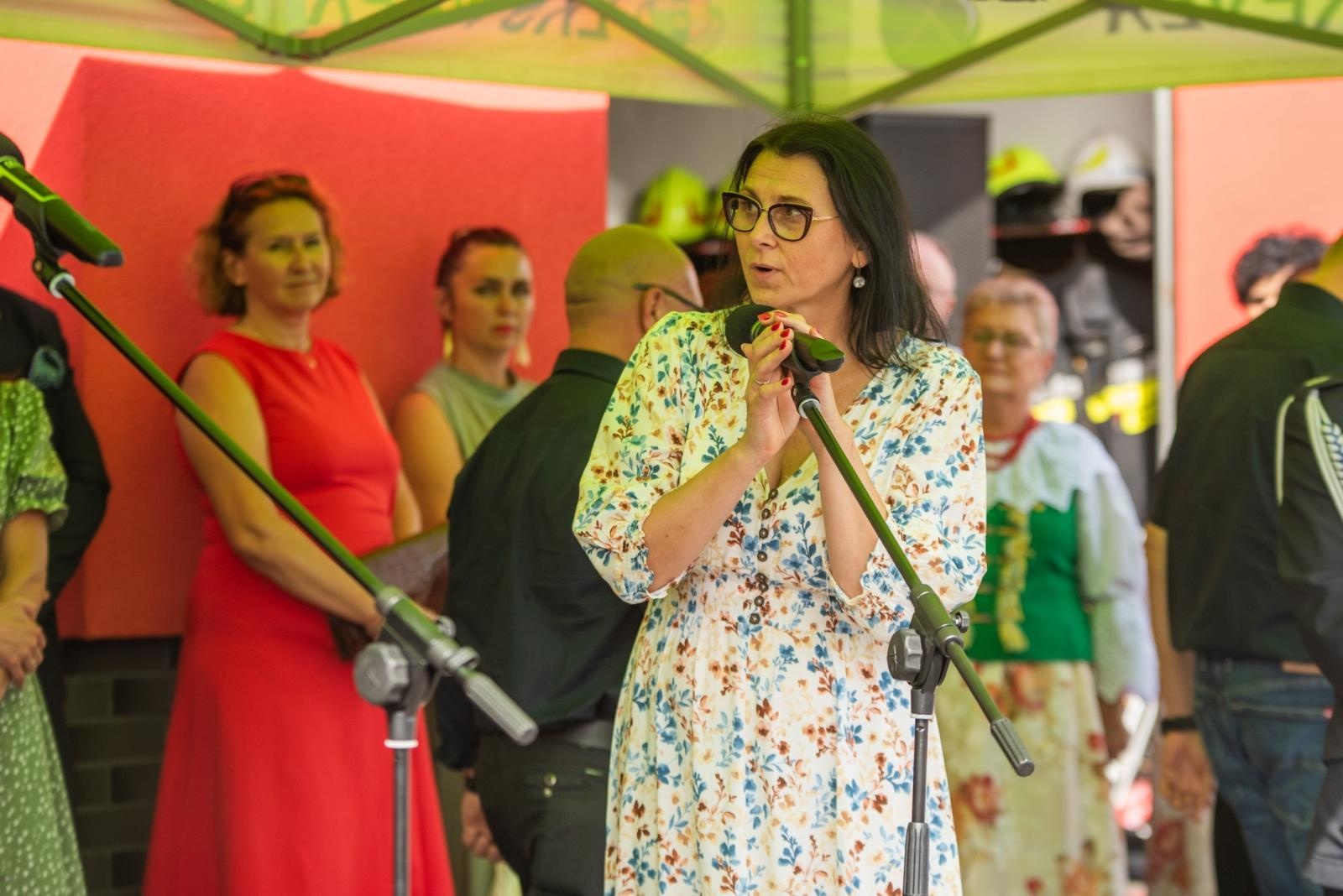 Zdjęcie w galerii na portalu naszwodzislaw.com: Jubileusz 90-lecia OSP Zawada. Strażacka tradycja i wspólne świętowanie [FOTO] wiadomości z regionu