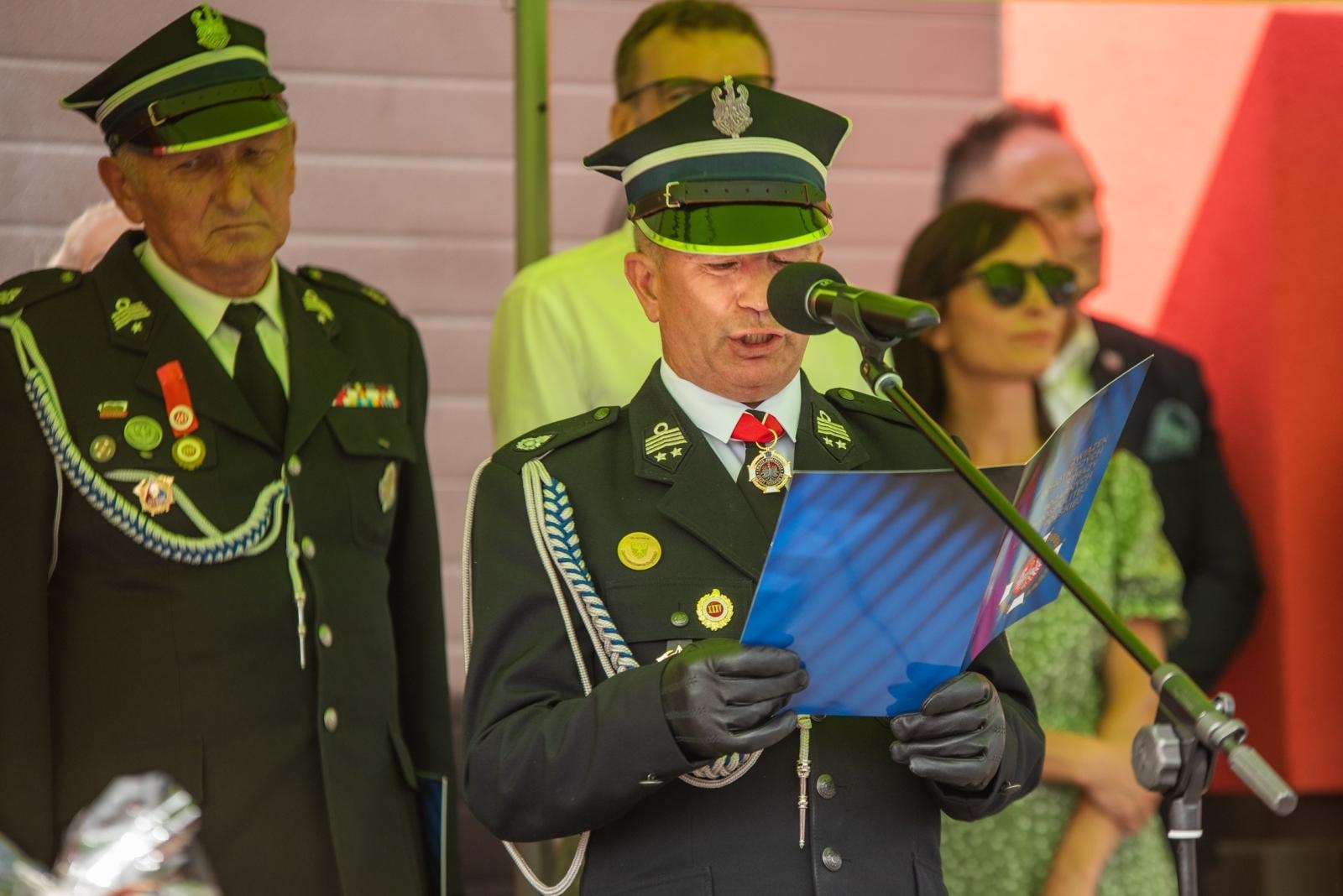 Zdjęcie w galerii na portalu naszwodzislaw.com: Jubileusz 90-lecia OSP Zawada. Strażacka tradycja i wspólne świętowanie [FOTO] wiadomości z regionu