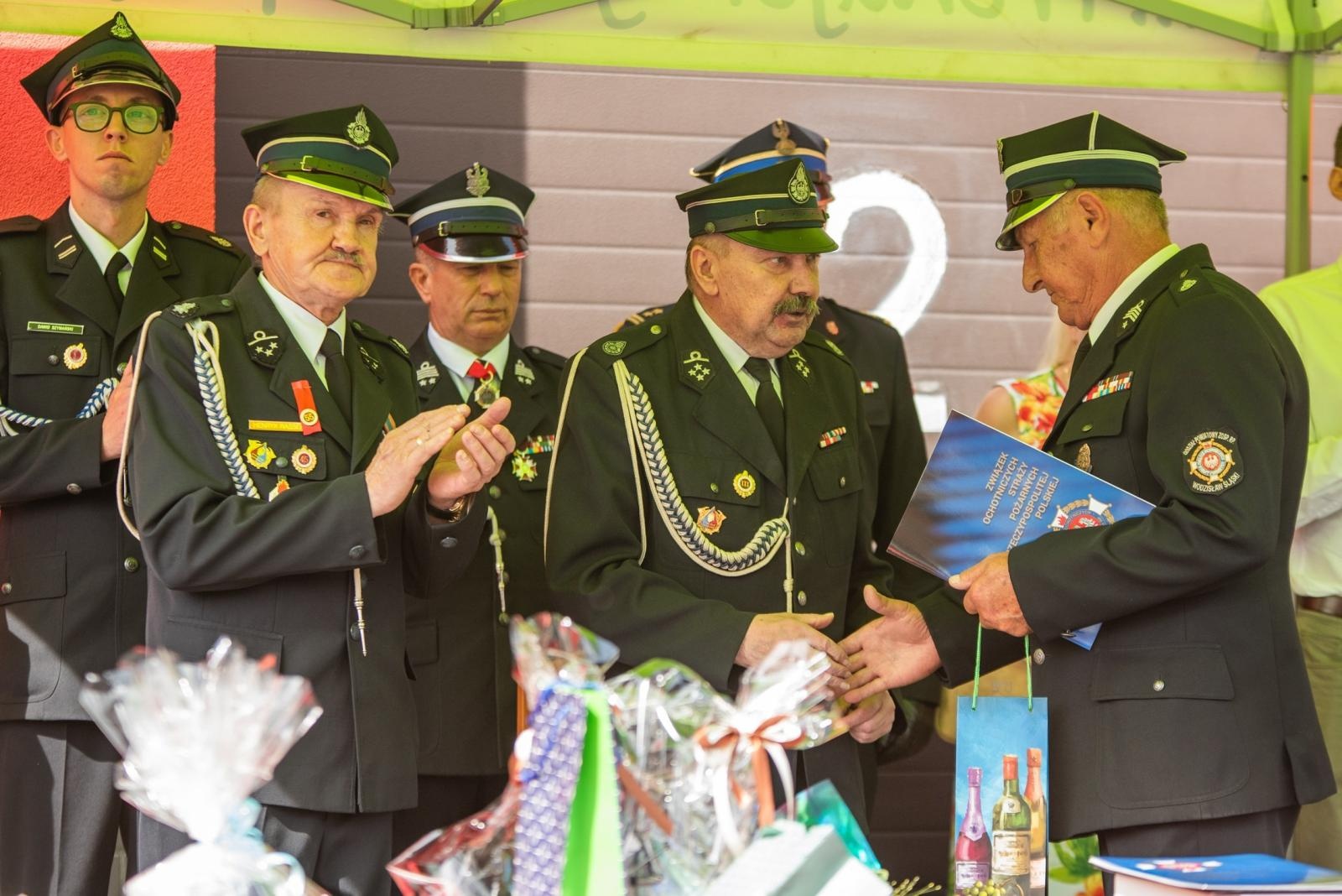 Zdjęcie w galerii na portalu naszwodzislaw.com: Jubileusz 90-lecia OSP Zawada. Strażacka tradycja i wspólne świętowanie [FOTO] wiadomości z regionu