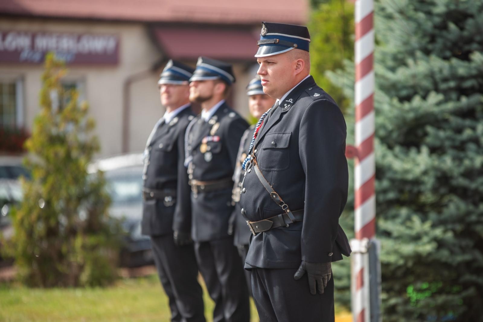Zdjęcie w galerii na portalu naszwodzislaw.com: Jubileusz 90-lecia OSP Zawada. Strażacka tradycja i wspólne świętowanie [FOTO] wiadomości z regionu