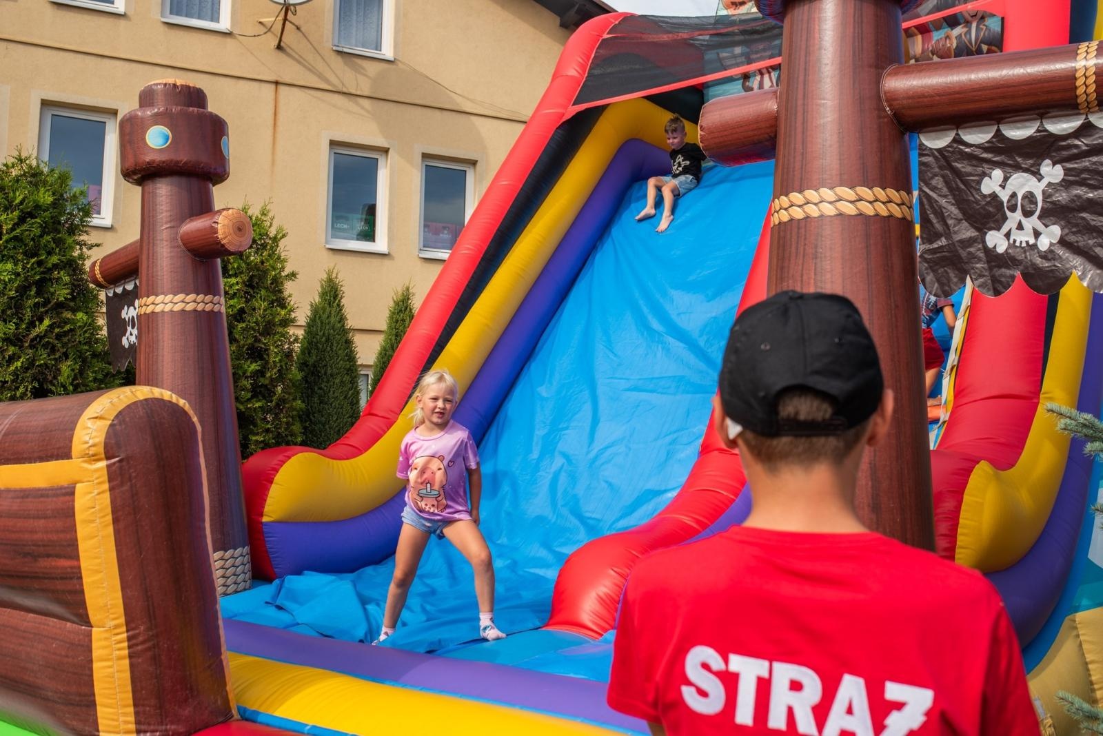 Zdjęcie w galerii na portalu naszwodzislaw.com: Jubileusz 90-lecia OSP Zawada. Strażacka tradycja i wspólne świętowanie [FOTO] wiadomości z regionu