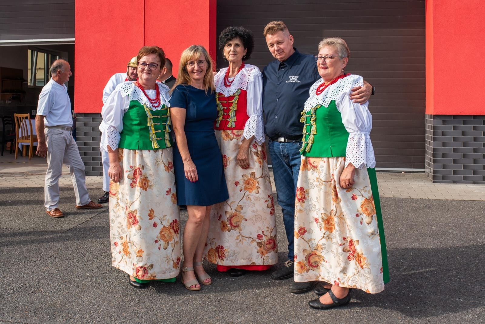 Zdjęcie w galerii na portalu naszwodzislaw.com: Jubileusz 90-lecia OSP Zawada. Strażacka tradycja i wspólne świętowanie [FOTO] wiadomości z regionu