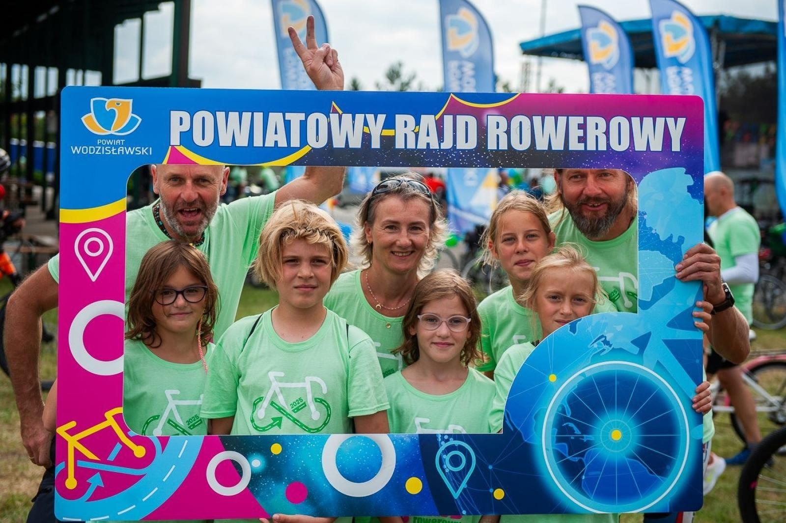Zdjęcie w galerii na portalu naszwodzislaw.com: 840 rowerzystów na XXV Powiatowym Rajdzie Rowerowym wiadomości z regionu