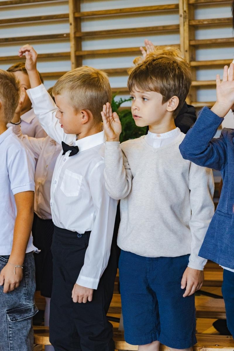 Zdjęcie w galerii na portalu naszwodzislaw.com: Wodzisław Śląski: Czterystu pierwszaków odebrało tyty [FOTO] wiadomości z regionu