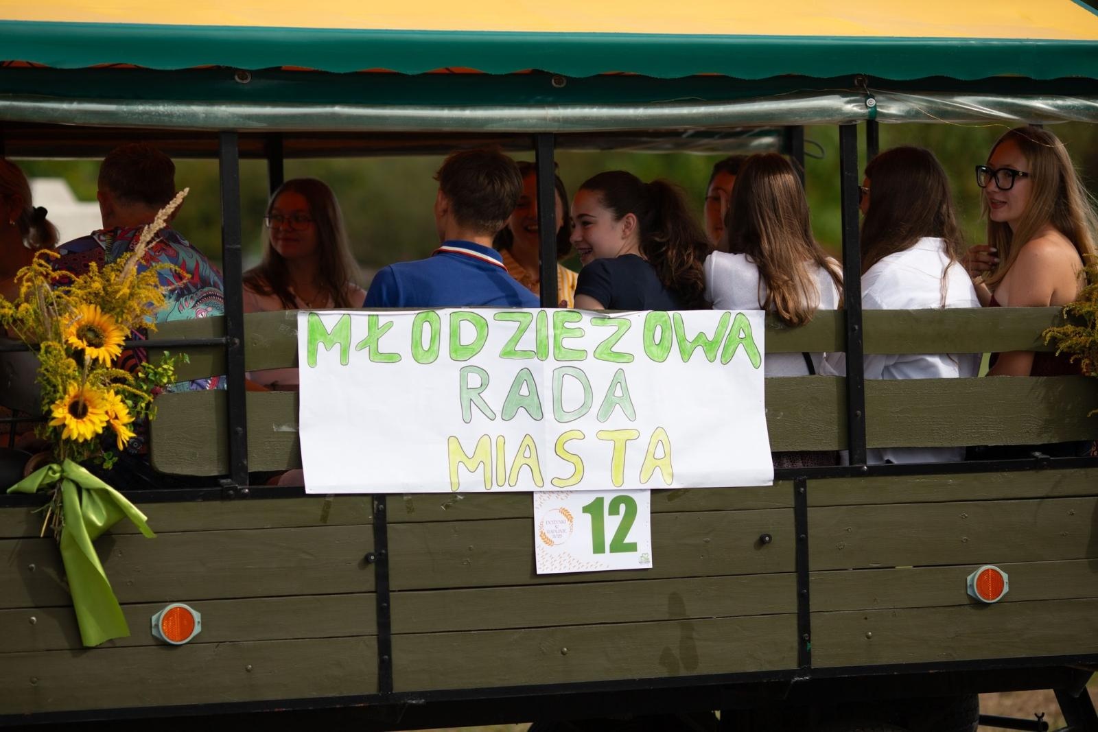 Zdjęcie w galerii na portalu naszwodzislaw.com: Dożynki 2025 w Radlinie. Tradycja, kultura i wspólne świętowanie [FOTO] wiadomości z regionu