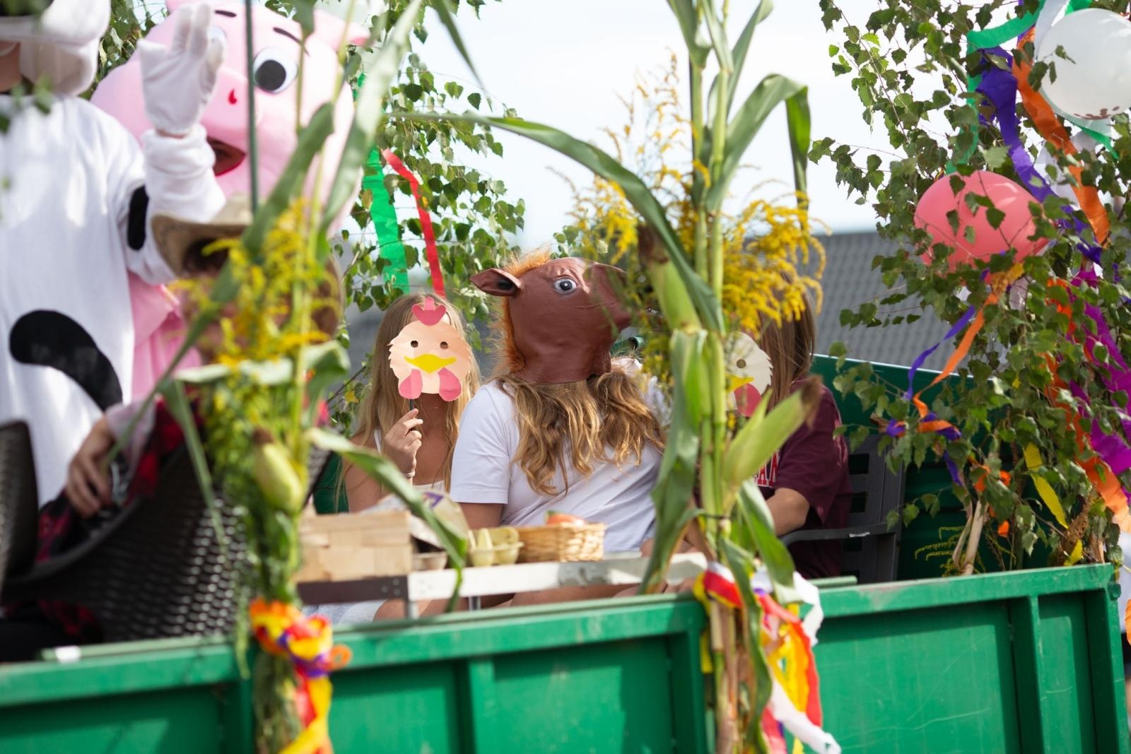 Zdjęcie w galerii na portalu naszwodzislaw.com: Dożynki 2025 w Radlinie. Tradycja, kultura i wspólne świętowanie [FOTO] wiadomości z regionu
