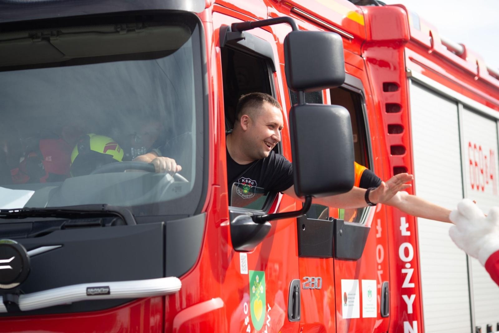 Zdjęcie w galerii na portalu naszwodzislaw.com: Dożynki 2025 w Radlinie. Tradycja, kultura i wspólne świętowanie [FOTO] wiadomości z regionu