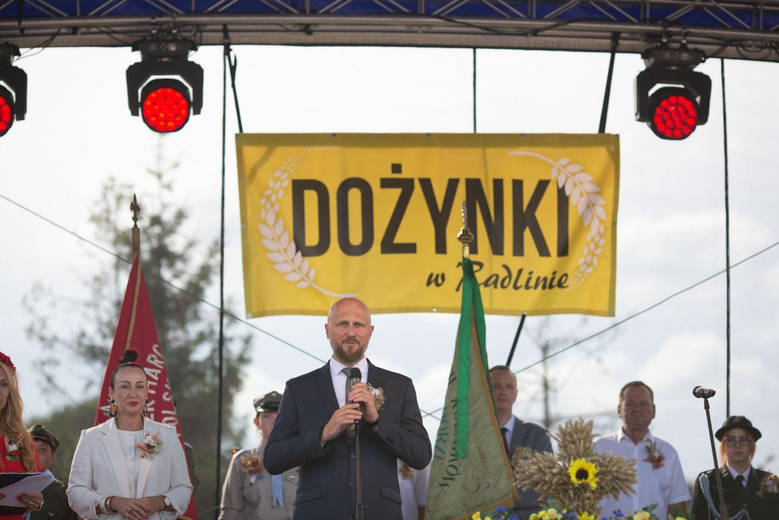 Zdjęcie w galerii na portalu naszwodzislaw.com: Dożynki 2025 w Radlinie. Tradycja, kultura i wspólne świętowanie [FOTO] wiadomości z regionu